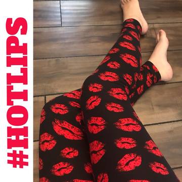 Hot Lips 2-12