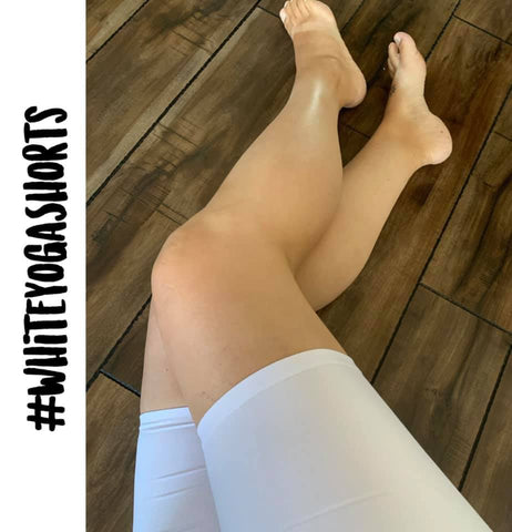 Ladies White Yoga Shorts Size 12-18
